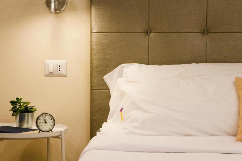 Suite with Terrace, La Corte Fiorita Como