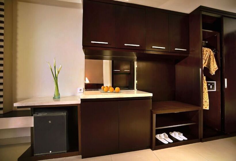Номер Deluxe, Aston Kuta Hotel And Residence