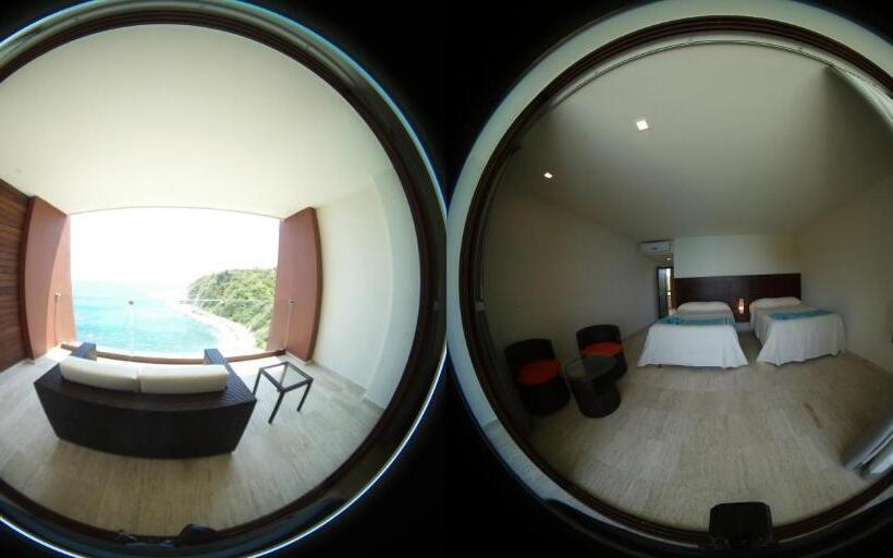 Suite with Pool, Pacific King