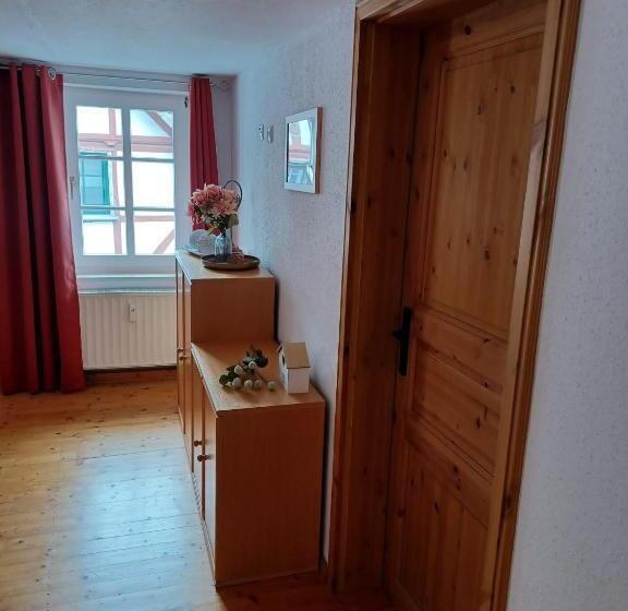 Апартаменты 1 Спальня с Балконом, Altstadthotel Garni Frankfurter Hof