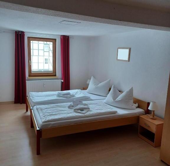 Апартаменты 1 Спальня с Балконом, Altstadthotel Garni Frankfurter Hof