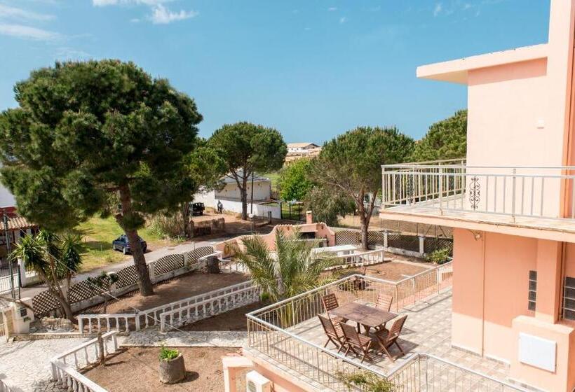 آپارتمان 1 خوابه, Southgate Apartments
