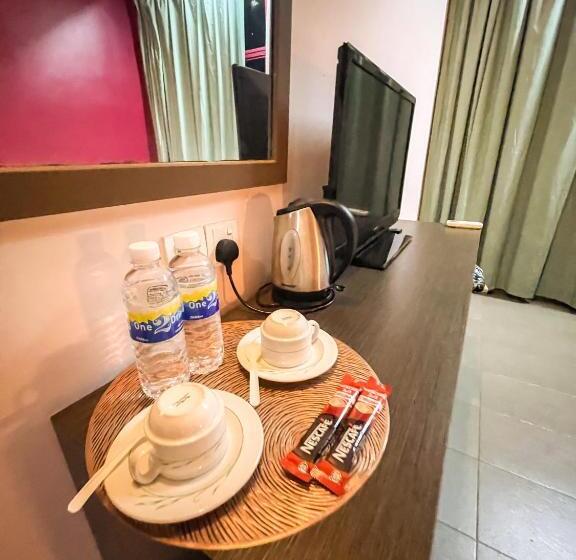 اتاق لوکس, Alh Continental Resort