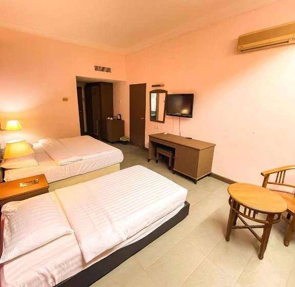 اتاق سوپریور سه تخته, Alh Continental Resort
