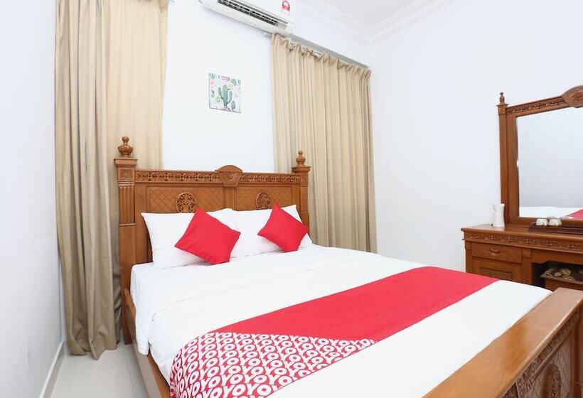 디럭스 룸, Nusantara Jerteh By Oyo Rooms