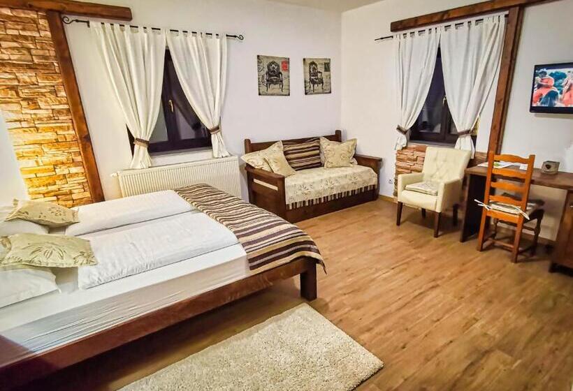 Номер Стандарт Вид на Сад, Etno Garden Exclusive Rooms