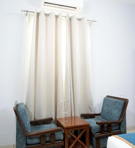 اتاق لوکس, Shivjot Farm & Resort Panchkula
