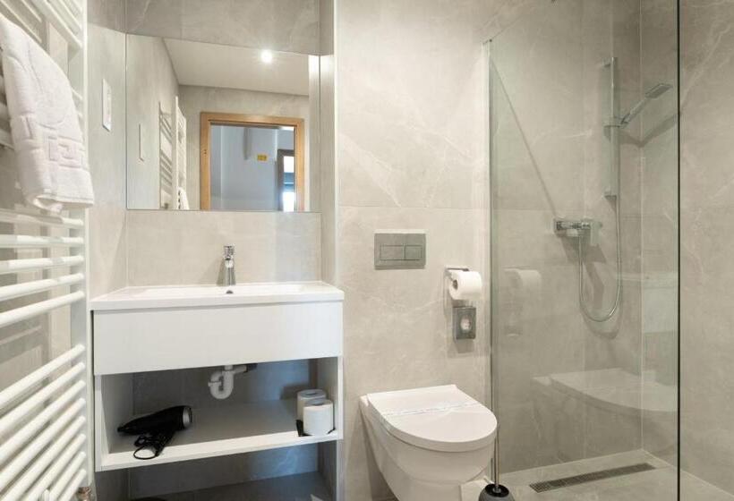 Апартаменты 1 Спальня, R31 Residence