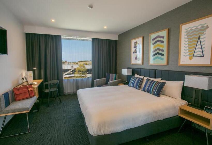 이그제큐티브 룸 킹사이즈 침대, Alpha Hotel Eastern Creek
