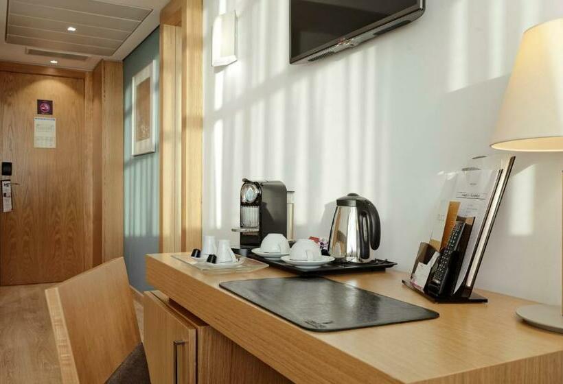 Номер Superior, Mercure Lisboa Almada