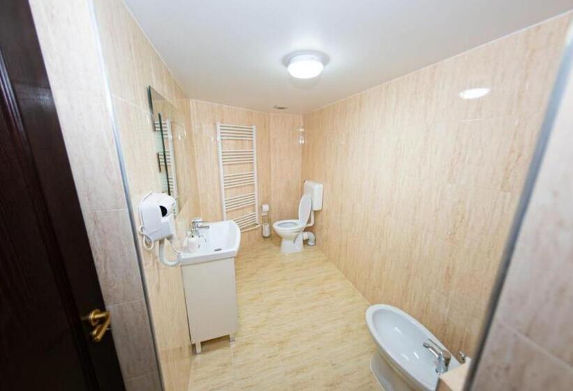 سوییت خانوادگی, Casa Câmpulungeană