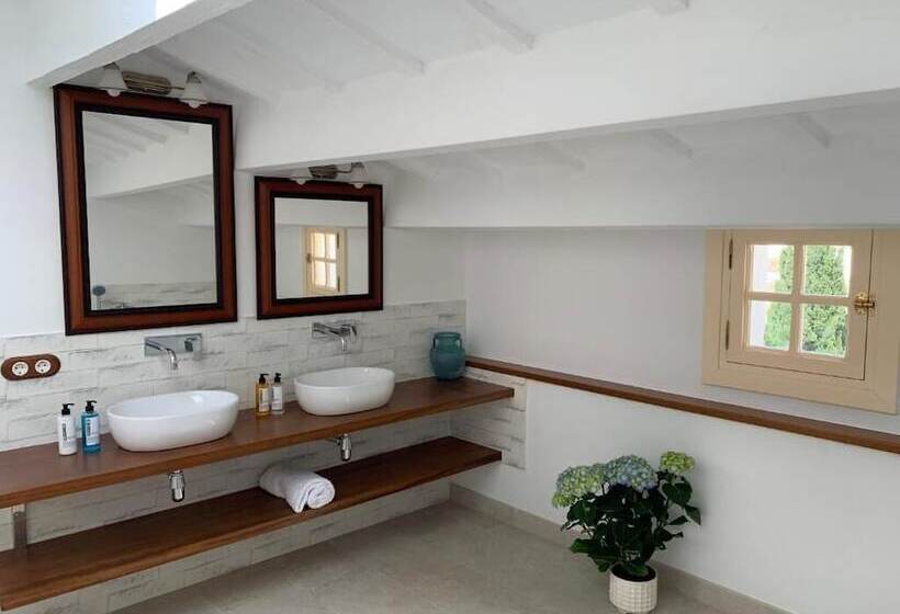 Номер Deluxe, Seranova Luxury Hotel   Adults Only
