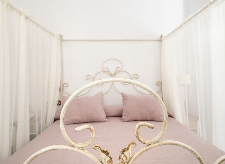 Номер Deluxe, Seranova Luxury Hotel   Adults Only