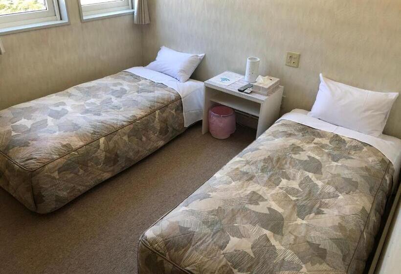 标准三人间, 白樺湖ペンションロック