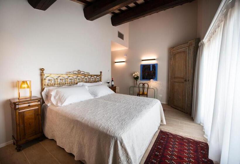 Люкс с Террасой, Magari Estates Boutique