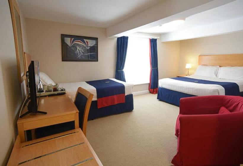 Номер Стандарт Трехместный, Royal Southern Yacht Club