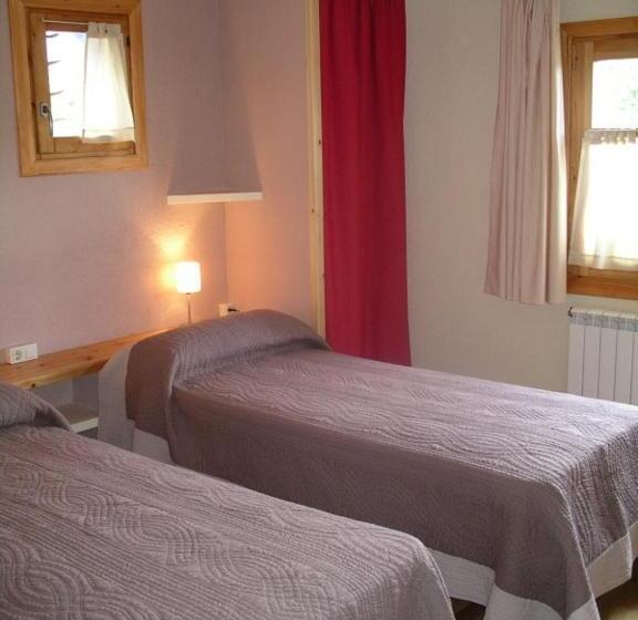 Номер Стандарт, Hostal D éller