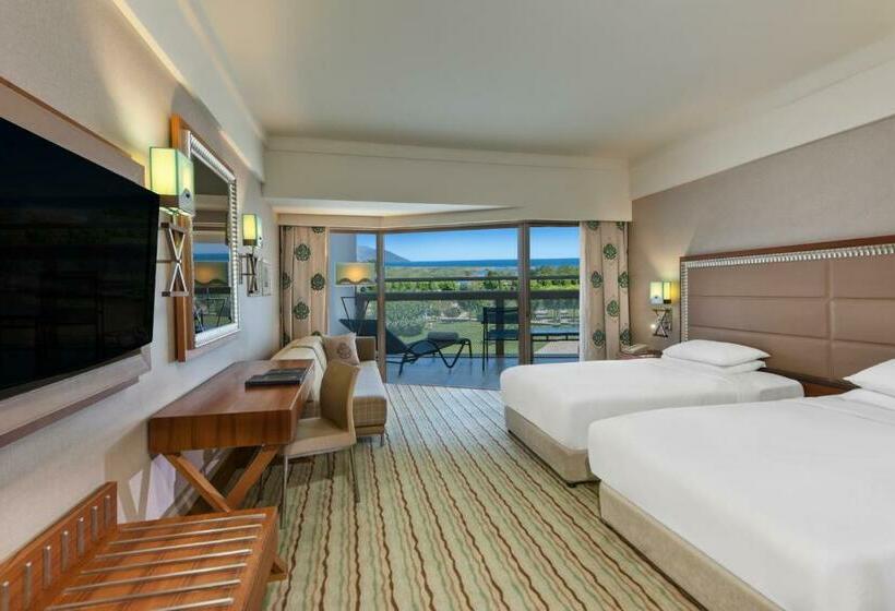 Номер Стандарт Вид на Море, Hilton Dalaman Sarigerme Resort & Spa