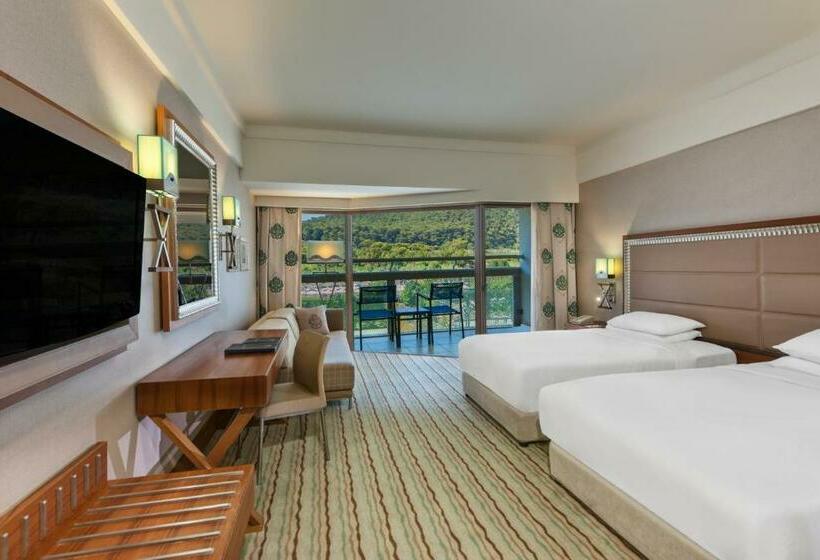 Номер Стандарт Вид на Сад, Hilton Dalaman Sarigerme Resort & Spa