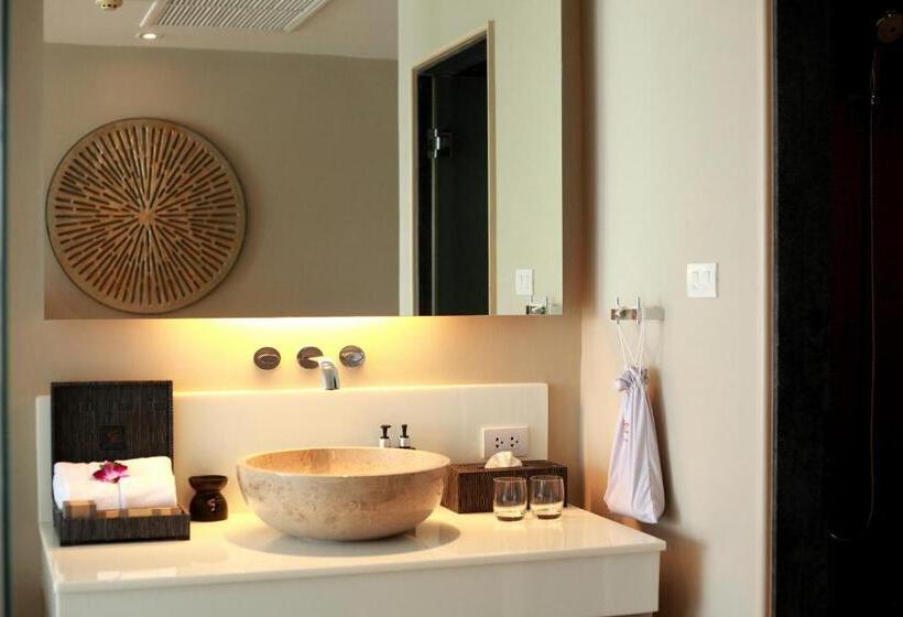 디럭스 룸 바다 전망, Cape Sienna Phuket Gourmet Hotel & Villas   Sha Extra Plus