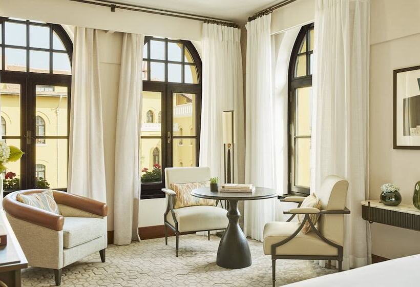 デラックスルーム, Four Seasons Hotel Istanbul At Sultanahmet
