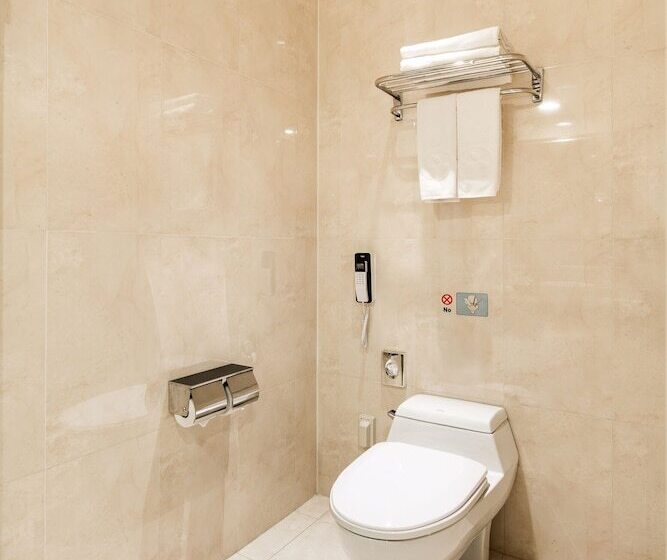 Номер Deluxe, Ramada Hotel And Suites Seoul Namdaemun