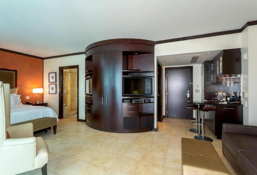 סוויטה עם בריכה, Z Ocean Hotel, Classico A Sonesta Collection