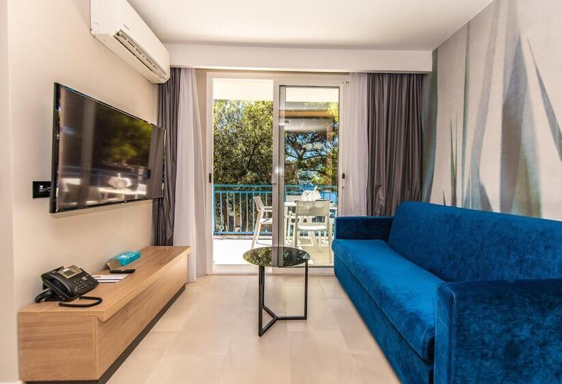 Апартаменты Superior 2 Спальни, Arena Verudela Beach