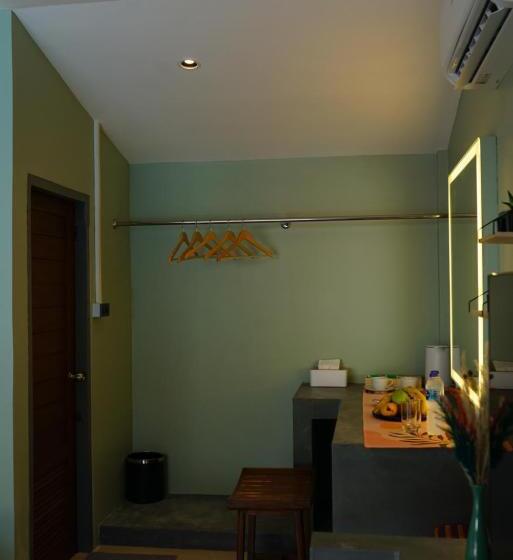 高级大房间, Maiiam Bungalows Kata Beach