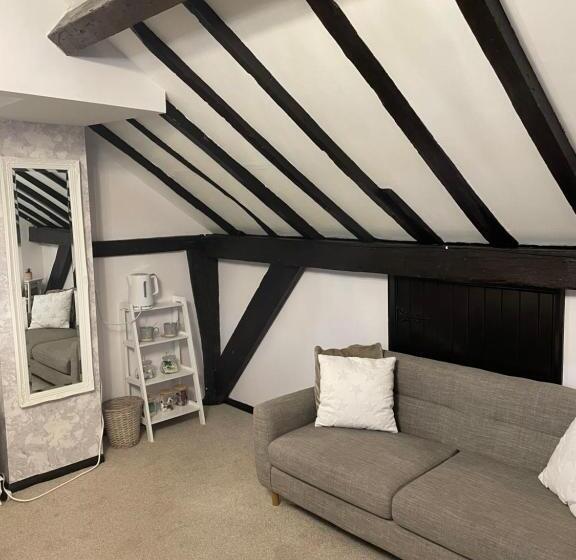 Люкс Повышенной Комфортности, Coach House