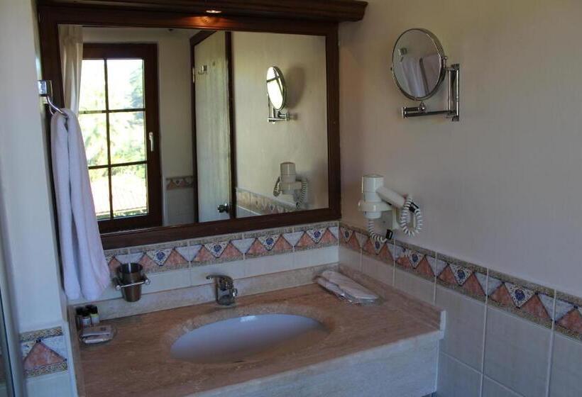Четырехместный Номер Deluxe, Efe Hotel Gocek