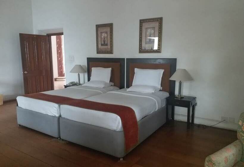 سوئیت رویال, Jayamahal Palace