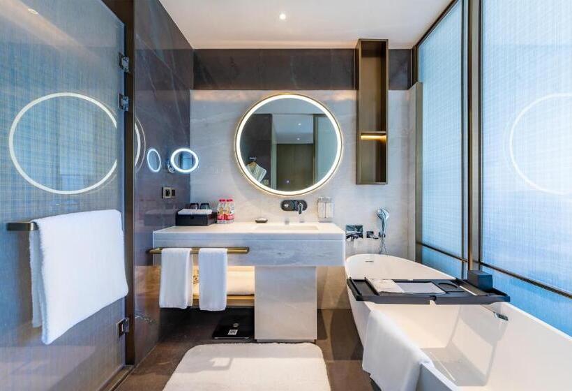 Номер Стандарт, Hualuxe Xi An Chanba, An Ihg