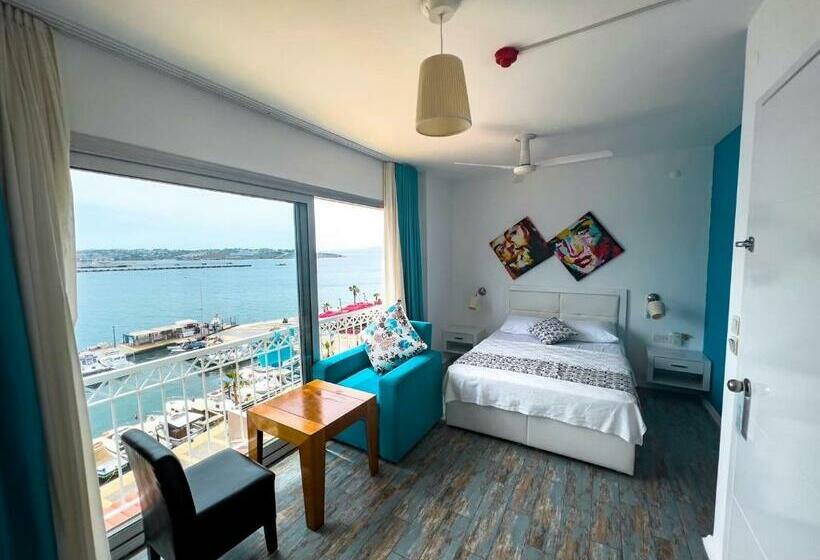 キングサイズベッドのスタンダードルーム, Larimar Hotel Cesme