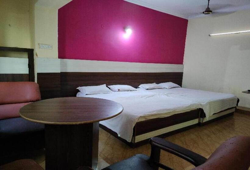 Номер Стандарт, Spot On  Baba Classic Near Secundrabad Railway Station
