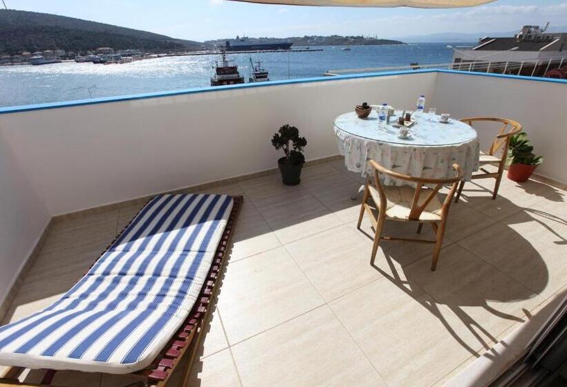 オーシャンビュースタンダードルームバルコニー付き, Larimar Hotel Cesme