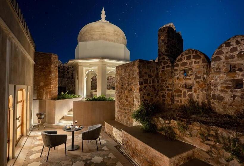 Люкс с Бассейном, Six Senses Fort Barwara, Sawai Madhopur