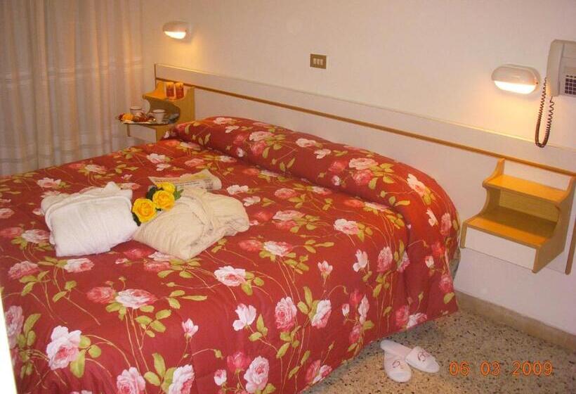 Трехместный Номер Комфорт, Moresco   Piscina Beach Village