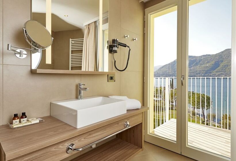 Полулюкс Вид на Озеро, Park Hotel Casimiro