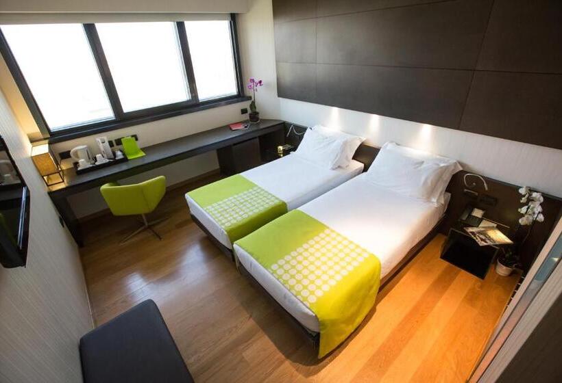 标准间, Best Western Plus The Hub