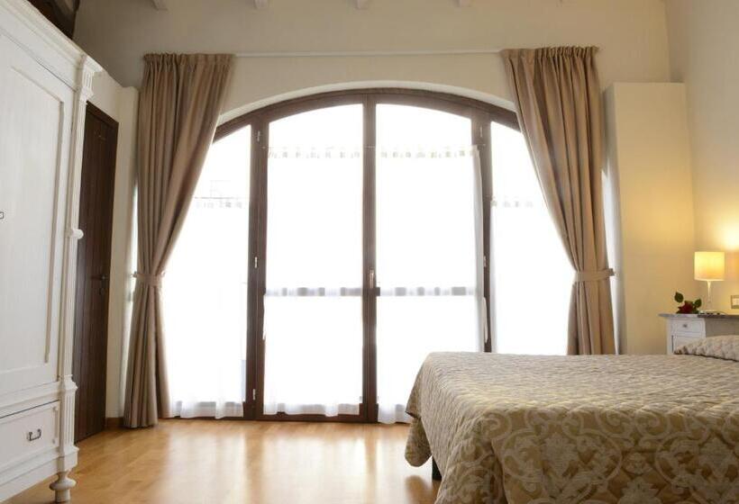 套房, Relais Palazzo Paleologi Sec.xiv