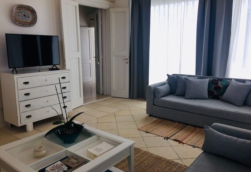 Suite with Pool, Tenuta Centoporte