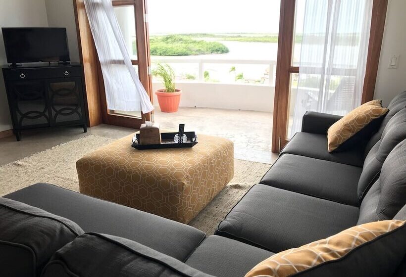 سوئیت دلوکس 2 خوابه, Brahma Blue Resort