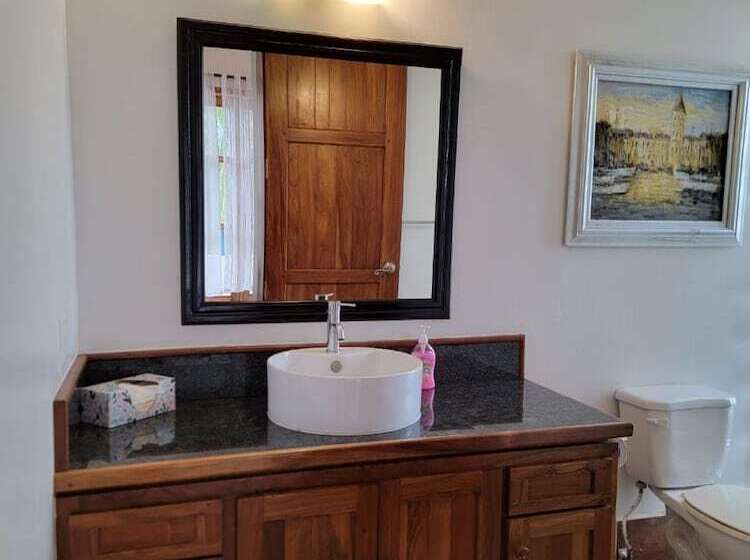 سوئیت خانواده 2 خوابه, Brahma Blue Resort