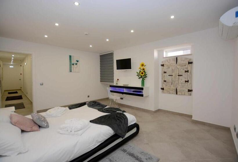 带2个卧室的套房, Carvoeiro B&b And Spa