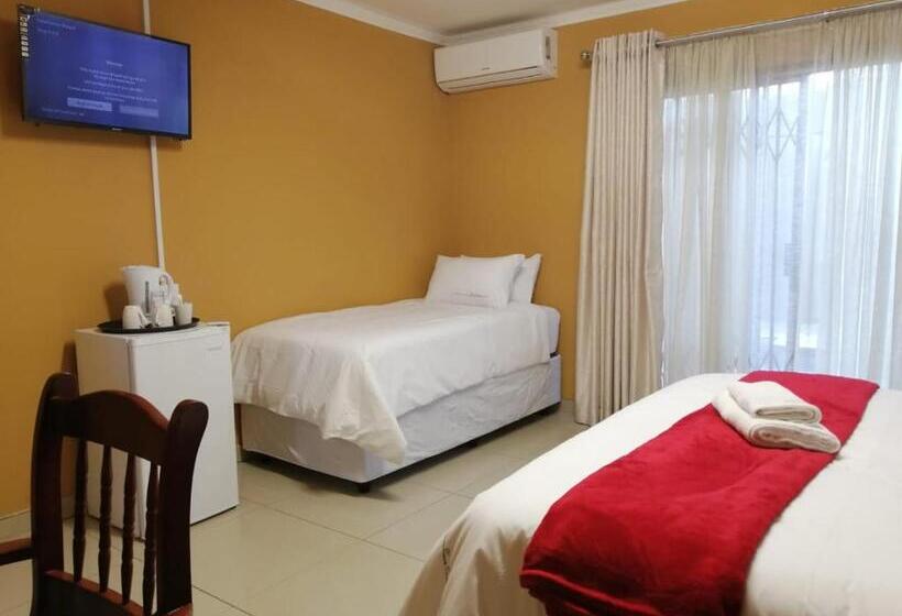 Трехместный Номер Deluxe, The Bridge Guest House
