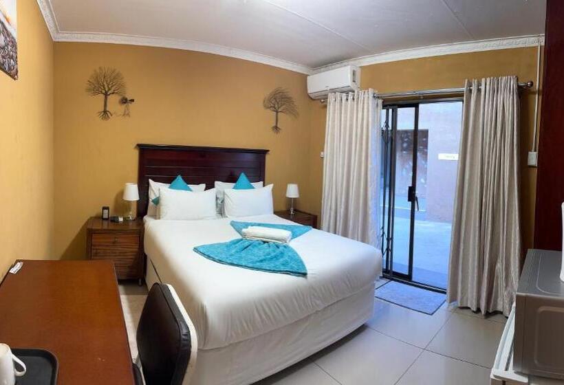 Номер Deluxe, The Bridge Guest House