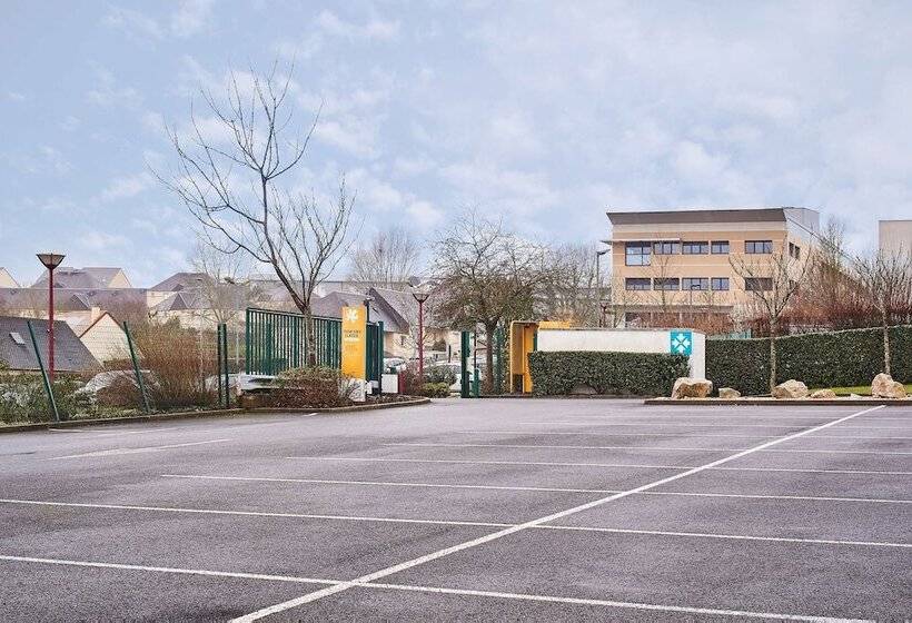 Номер Стандарт, Premiere Classe Le Mans Ouest Universite