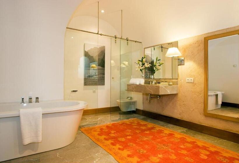 سوییت, Cap Rocat, A Small Luxury Hotel Of The World