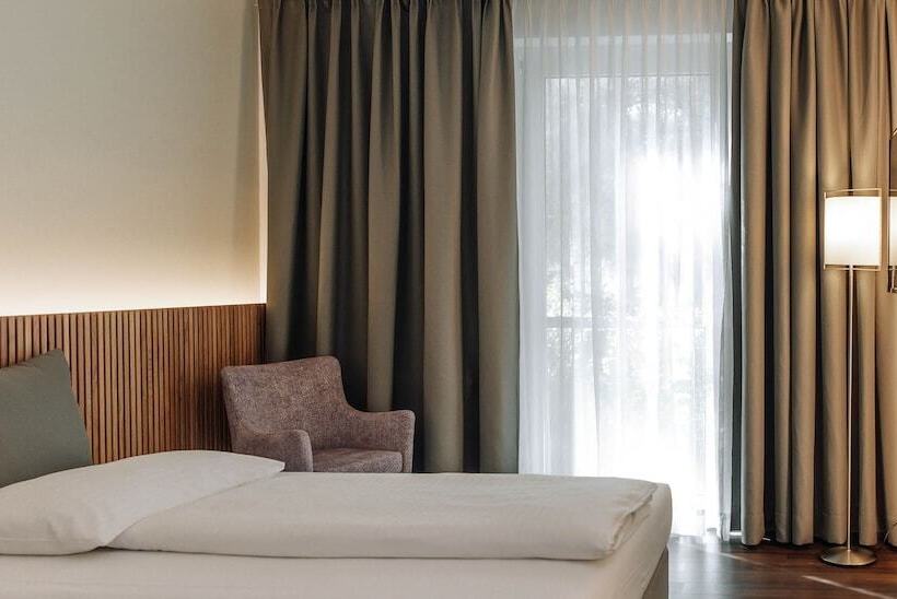 コンフォートシングルルーム, Heinhotel Vienna Airport